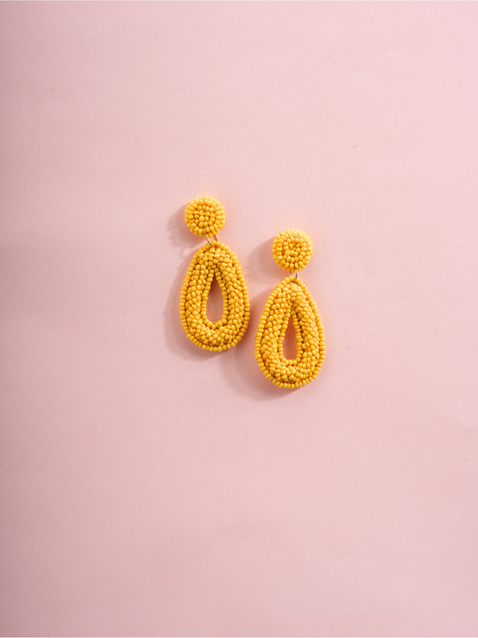 Sunny Drape – Handmade Beaded Earrings
