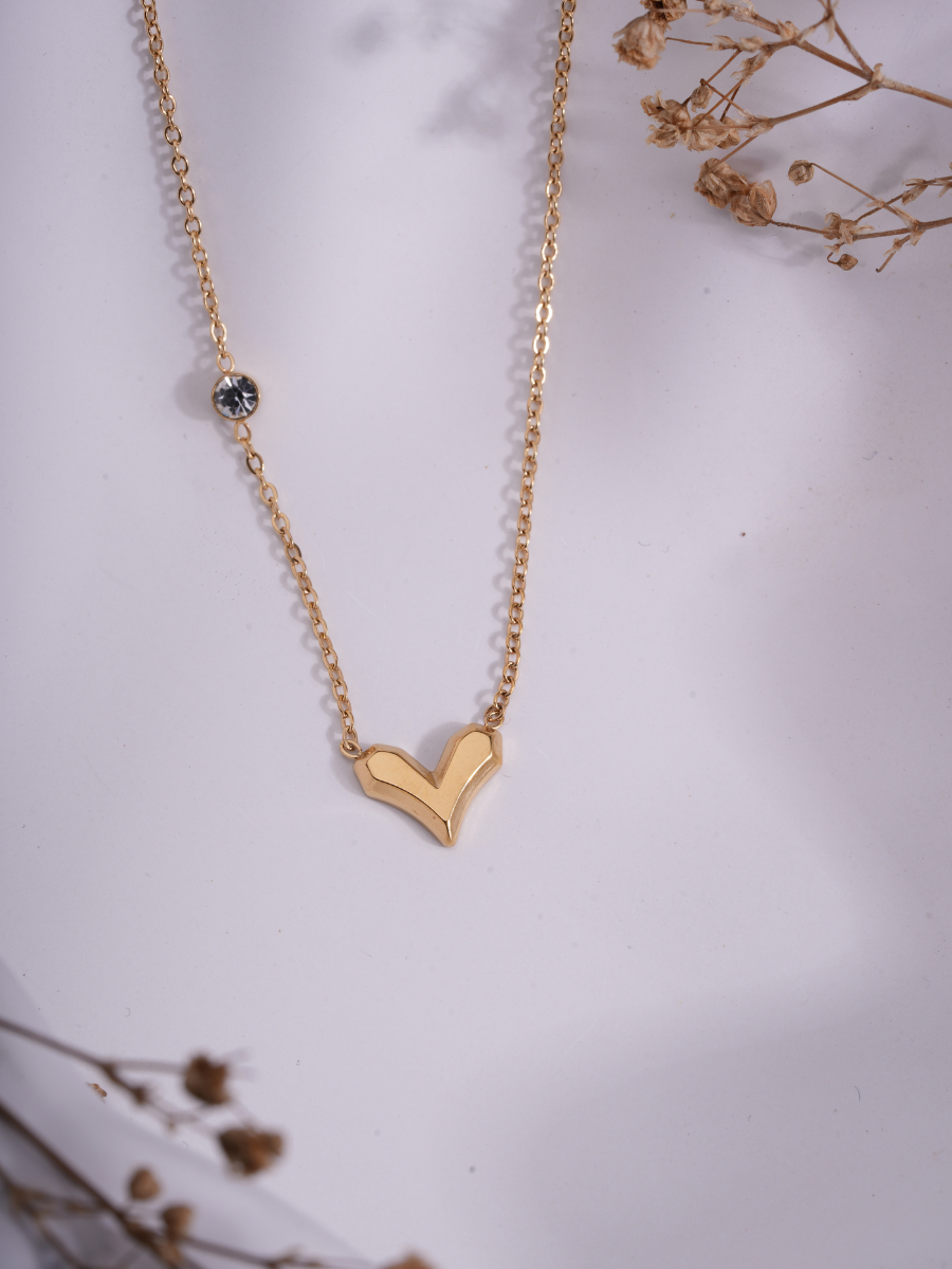Glimmer V – Anti-Tarnish Heart Pendant Necklace