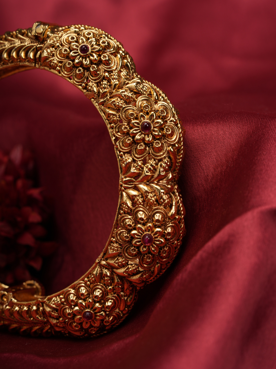 Padmakriti Openable Kadas – Temple Heritage Bangles
