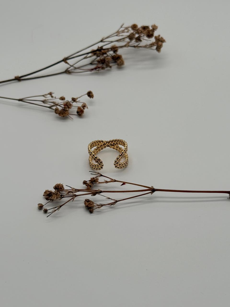 Bead Kiss – Adjustable Anti Tarnish Ring