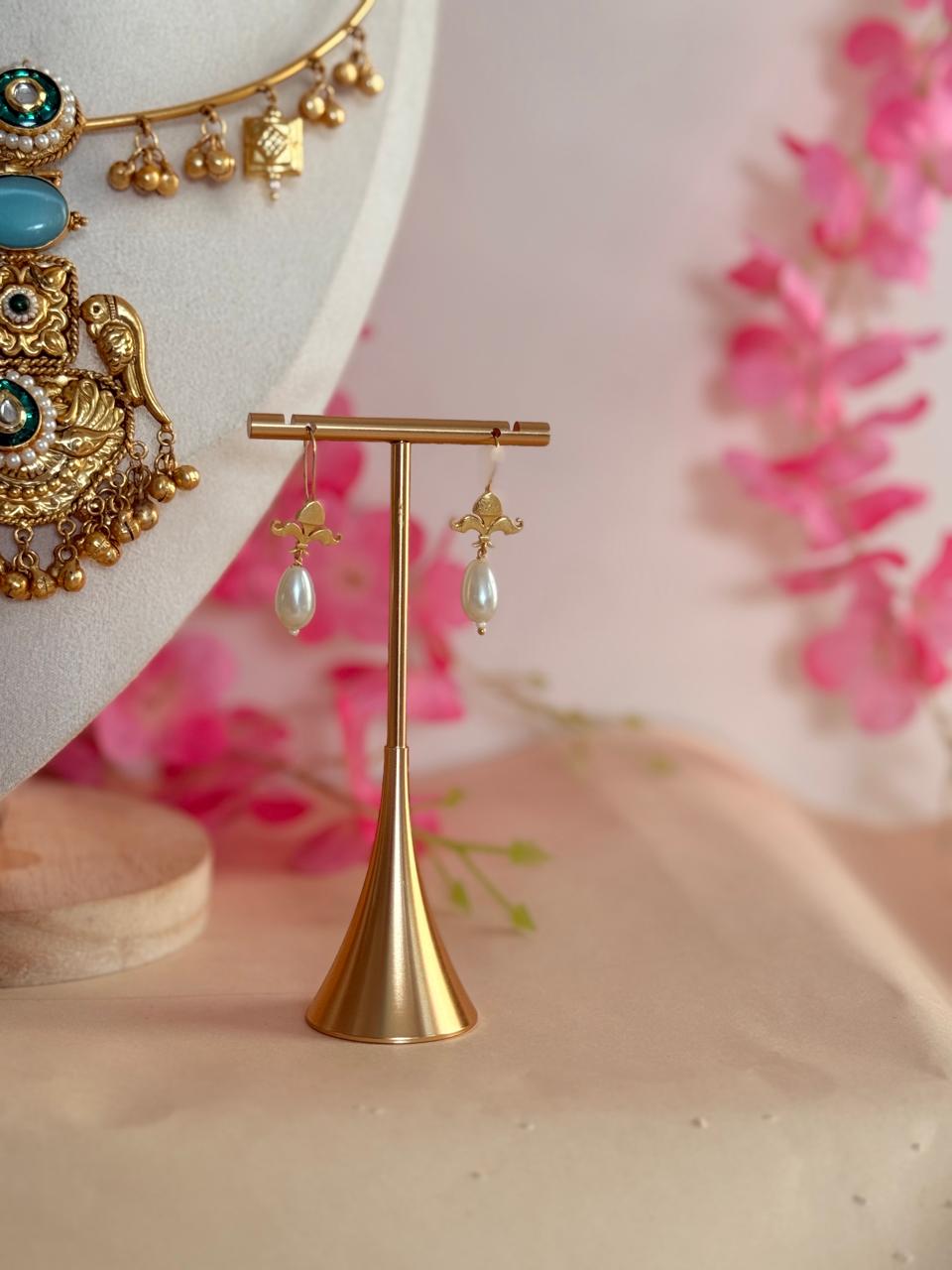 Turquoise Divine Heritage Hasli Set