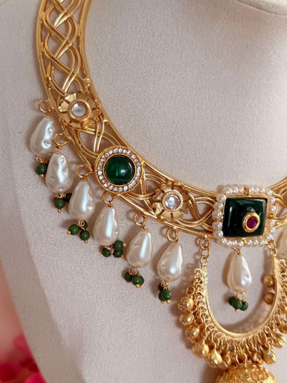 Rajwada Emerald Bliss Hasli Set