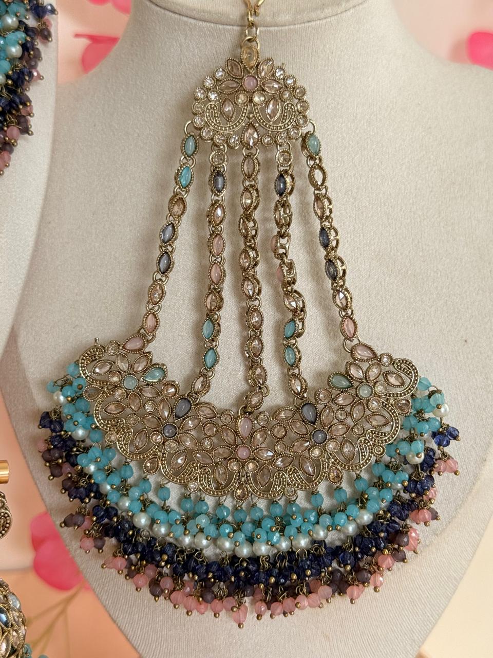 Zar-e-Grace Set Reverse AD Pasha Bridal Set