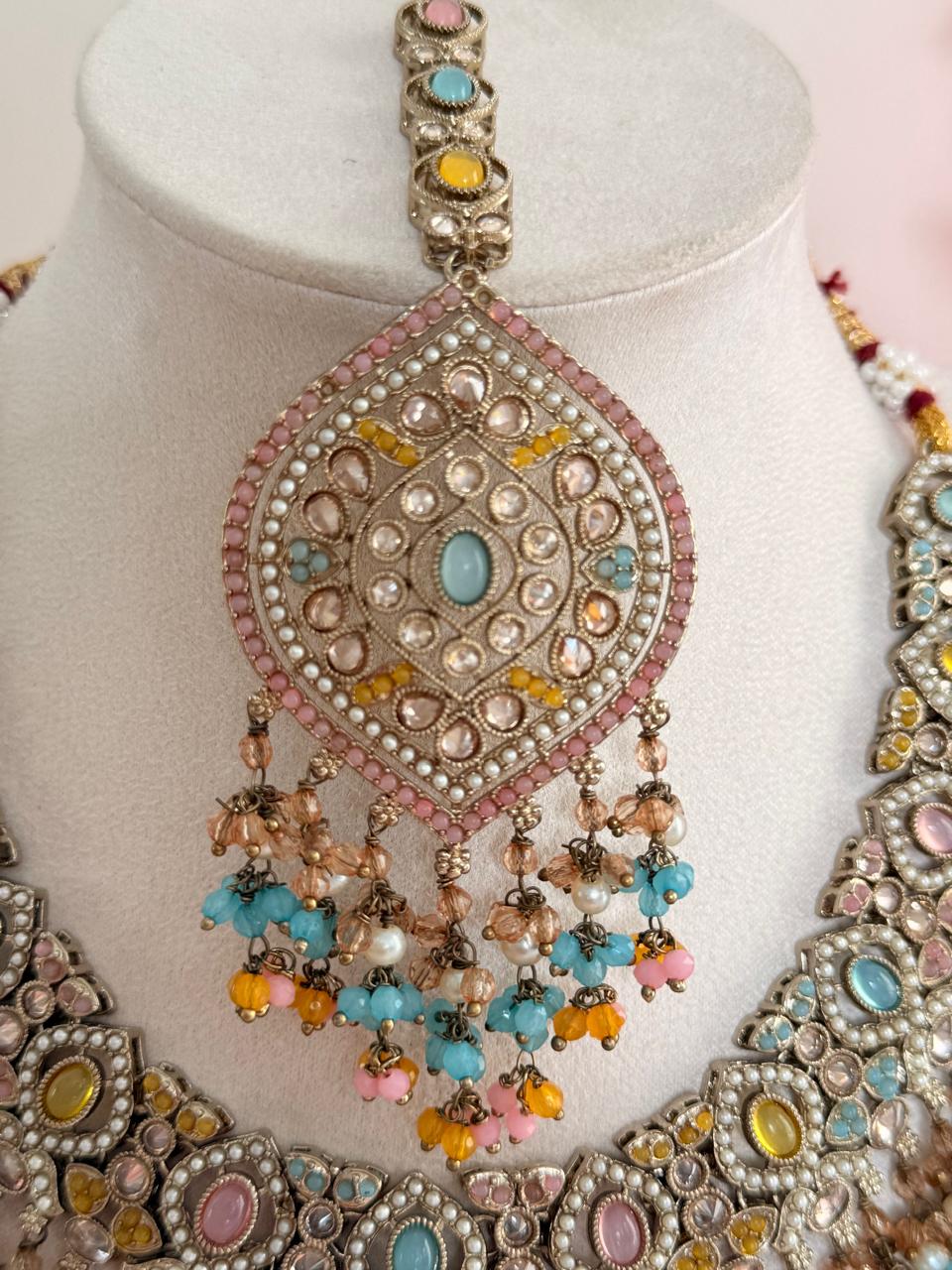 Tranquil Hues Reverse AD Bridal Set