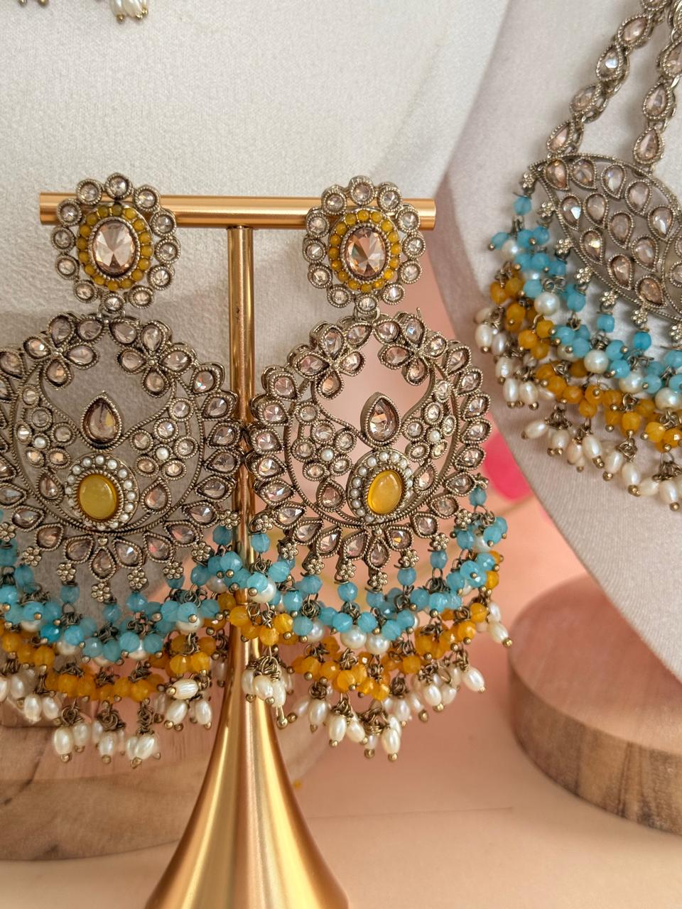 Zohra-e-Noor Pasha Bridal Set