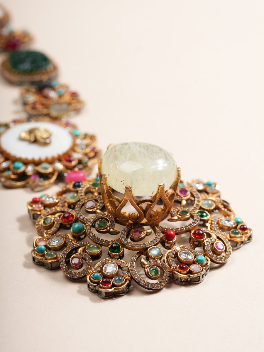 Regal Ganesha Embossed Doublet Stone Necklace