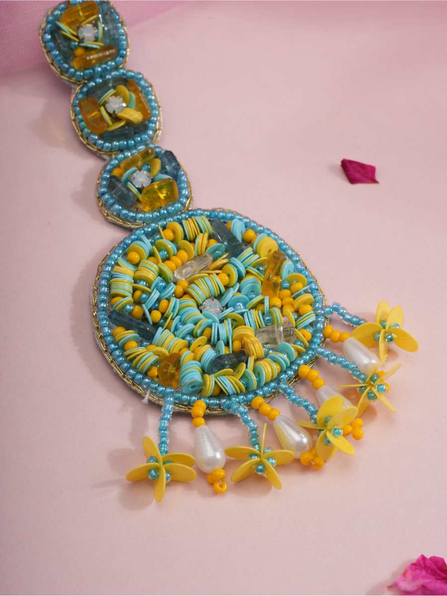 Phool Fiesta – Handmade Floral Mehendi Jewellery Set