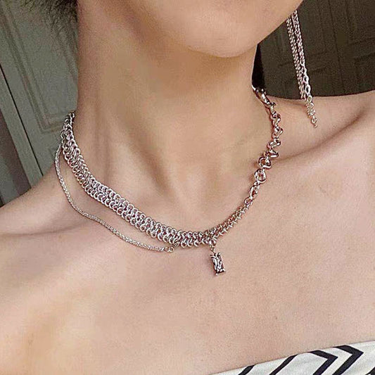 New Niche Design Trendy Light Luxury Clavicle Chain Black Gem Pendant Detachable Twist Stitching Necklace Female