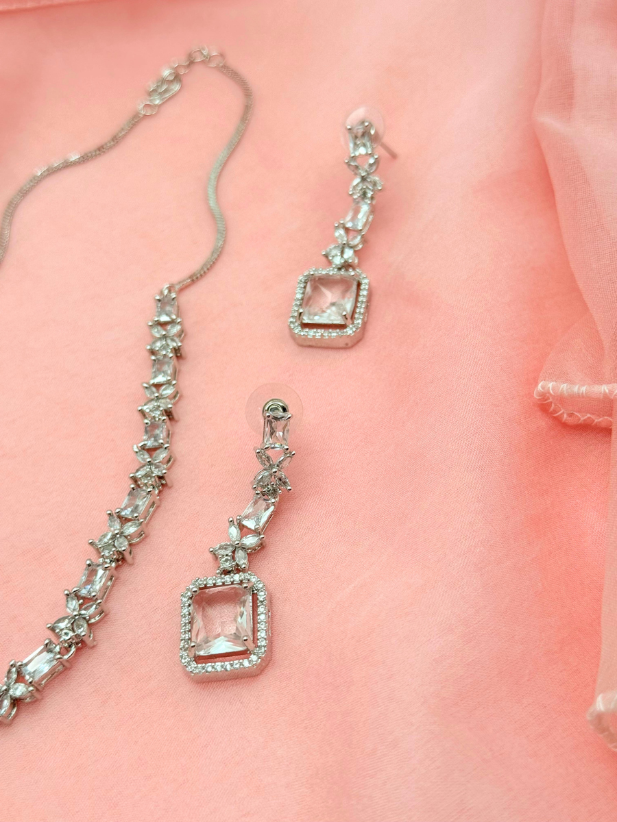 Frost Aura – American Diamond Necklace Set