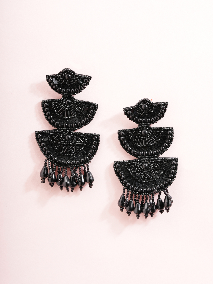 Noir Tale – Handmade Black Statement Earrings
