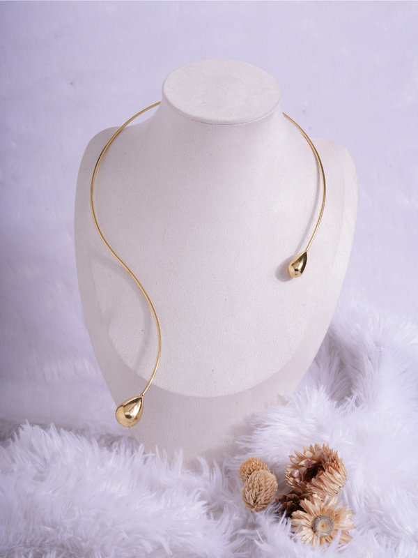Glow Curve – Anti Tarnish Hasli Necklace