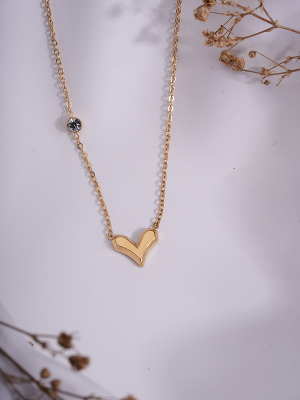Glimmer V – Anti-Tarnish Heart Pendant Necklace