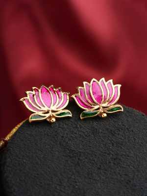 Kamala Roopika Haar – Lotus Motif Necklace Set
