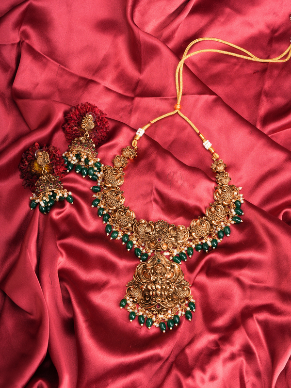 Padmapriya Lakshmi Haar – Temple Necklace Set
