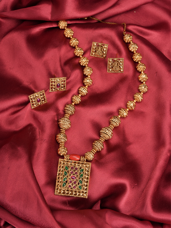 Ratnaantarita - Reversible Temple Haar