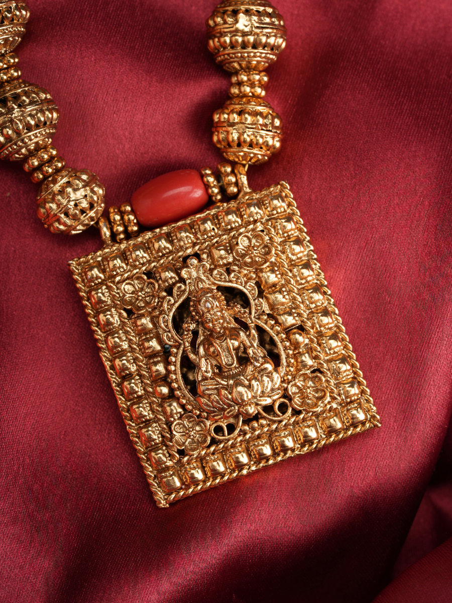 Ratnaantarita - Reversible Temple Haar