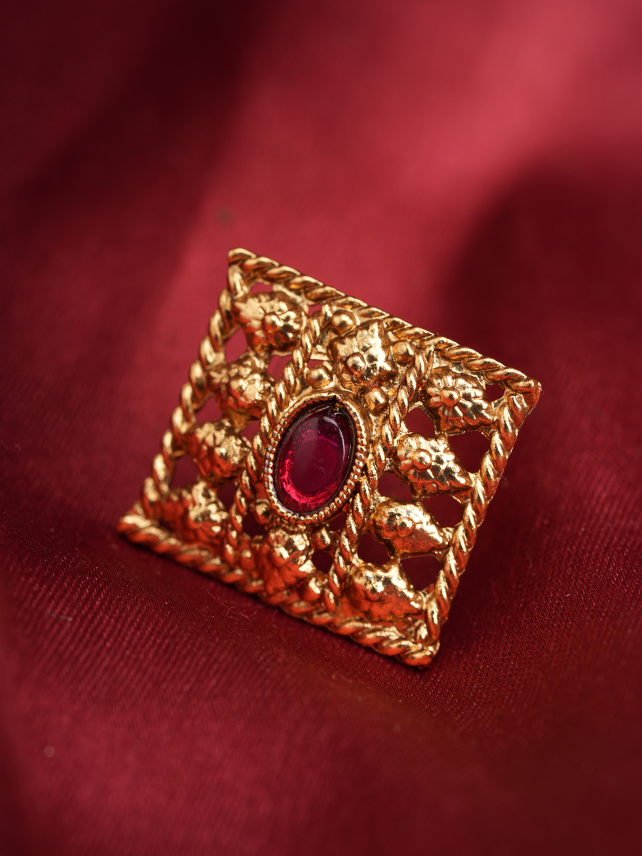 Ratnaantarita - Reversible Temple Haar