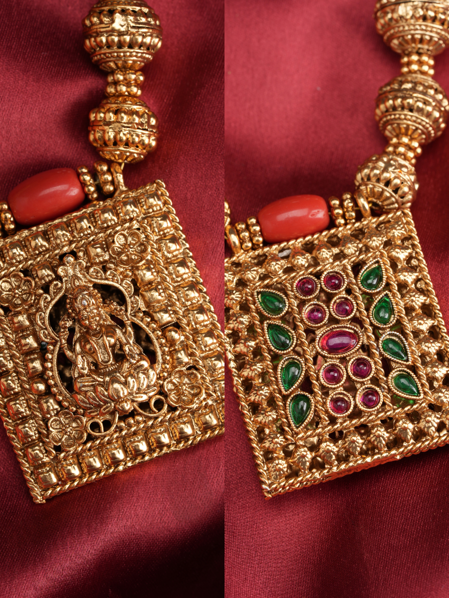 Ratnaantarita - Reversible Temple Haar