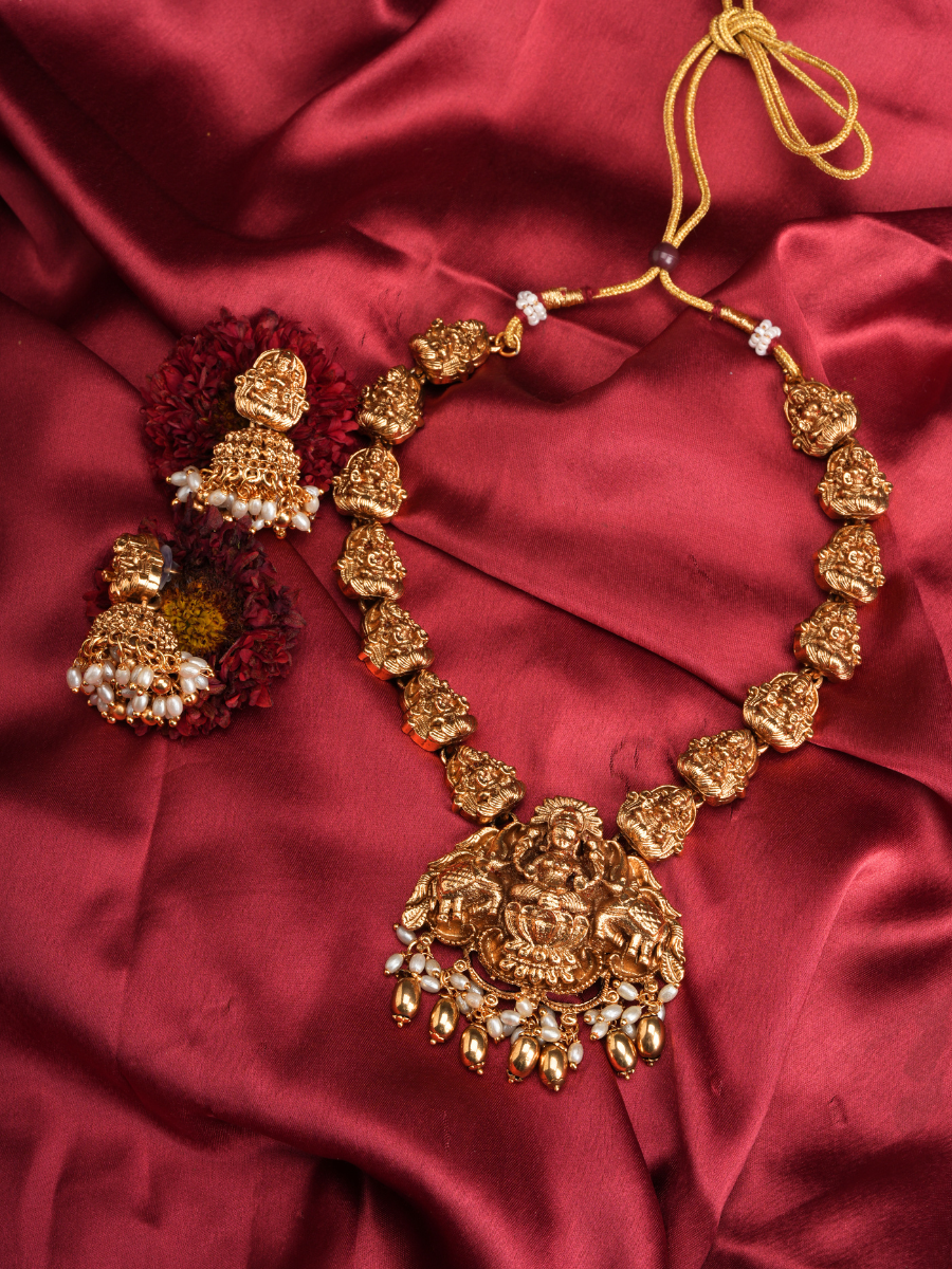Mangala Lakshmi Haar – Temple Necklace Set