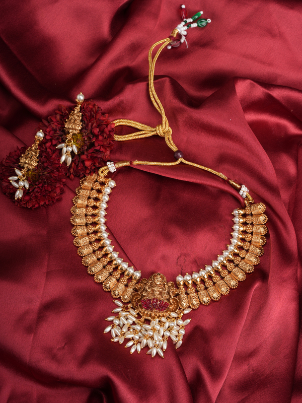 Shreenidhi Haar – Temple Necklace Set