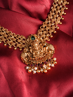 Vaidika Kanaka Alankara – Temple Necklace Set