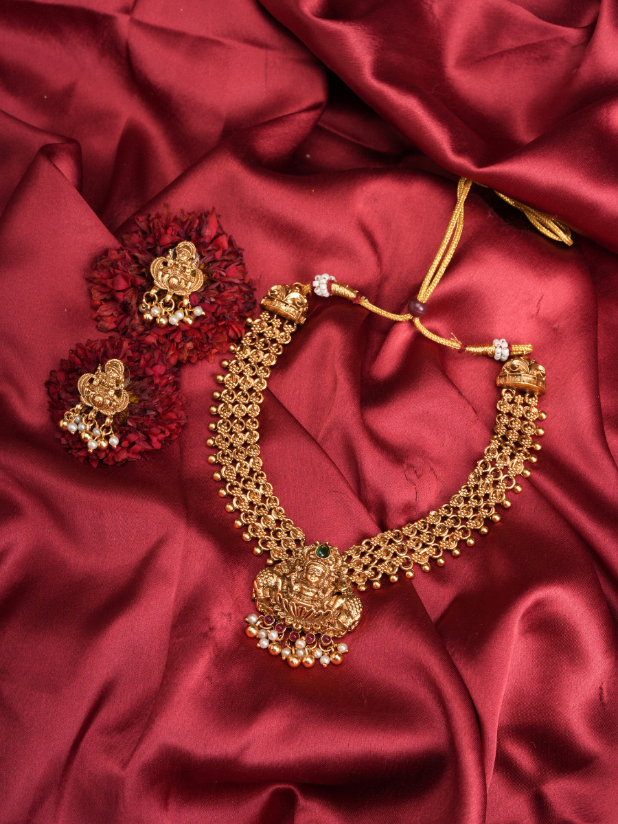 Vaidika Kanaka Alankara – Temple Necklace Set