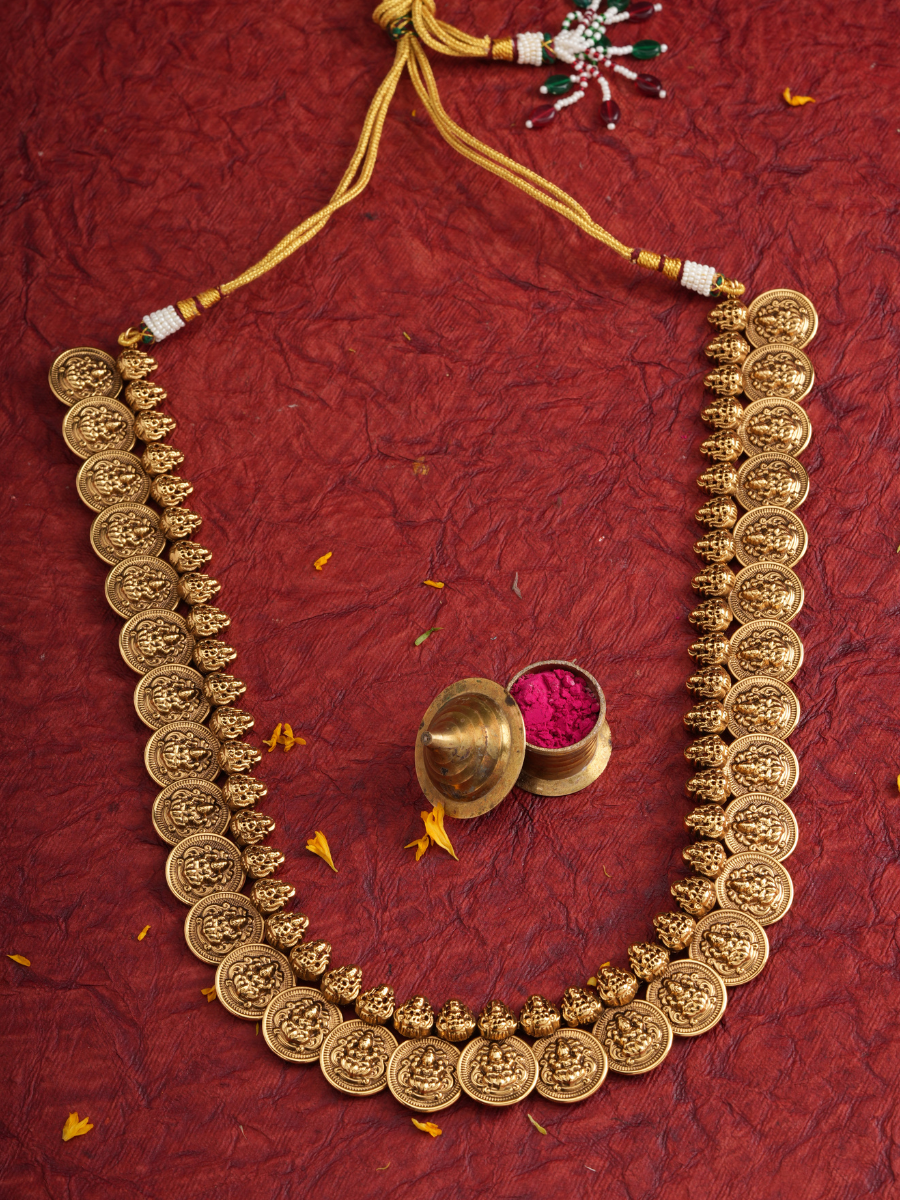 Deva Roopa Haram – Temple Jewellery Set