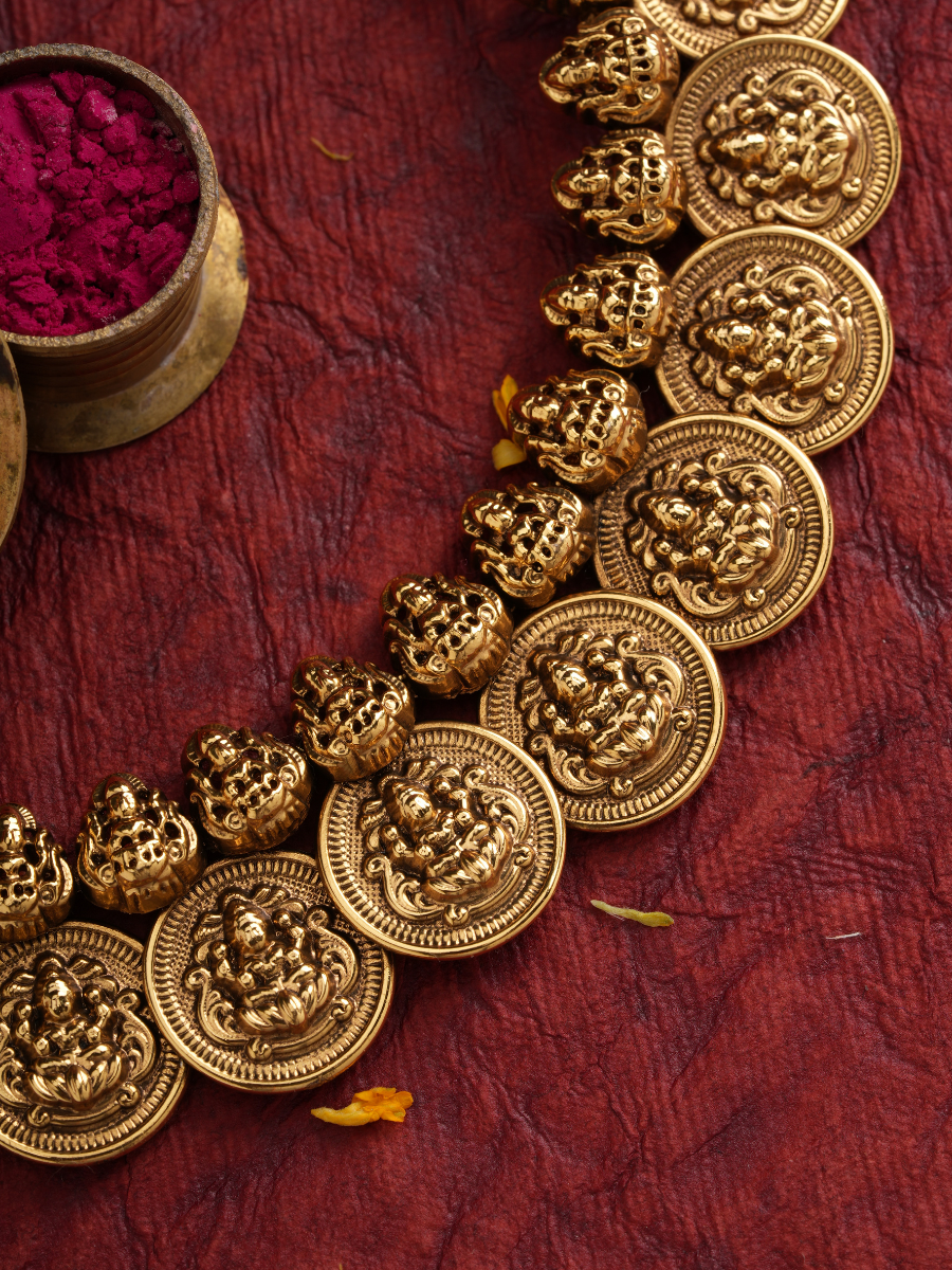 Deva Roopa Haram – Temple Jewellery Set