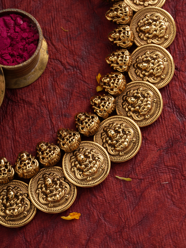 Deva Roopa Haram – Temple Jewellery Set