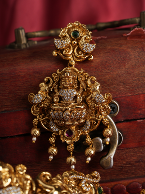 Raj Laxmi Addigai – Temple Choker Set