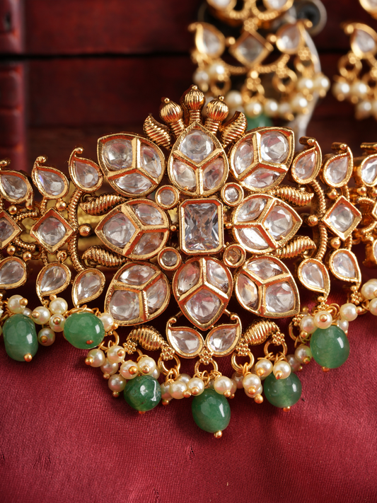Ratna Ranjini – Mint Pearl Glow Temple Choker Set