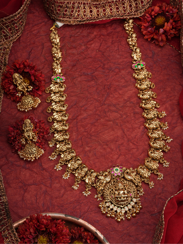 Vaibhavi Lakshmi Haar – Golden Dangler Version