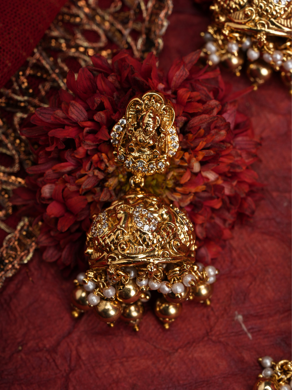 Kanakavalli Alankara – Golden Danglers