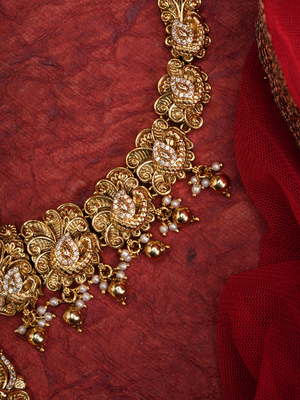 Kanakavalli Alankara – Golden Danglers