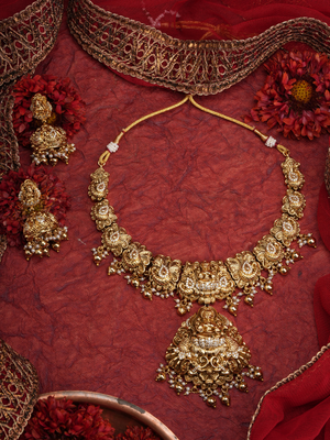Kanakavalli Alankara – Golden Danglers