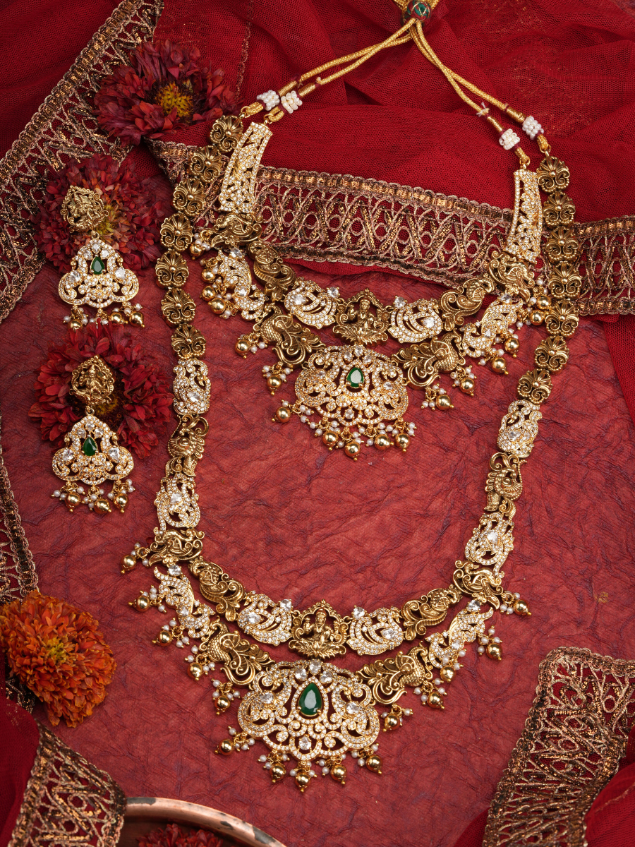 Manohari Vilas Dual Splendor Set