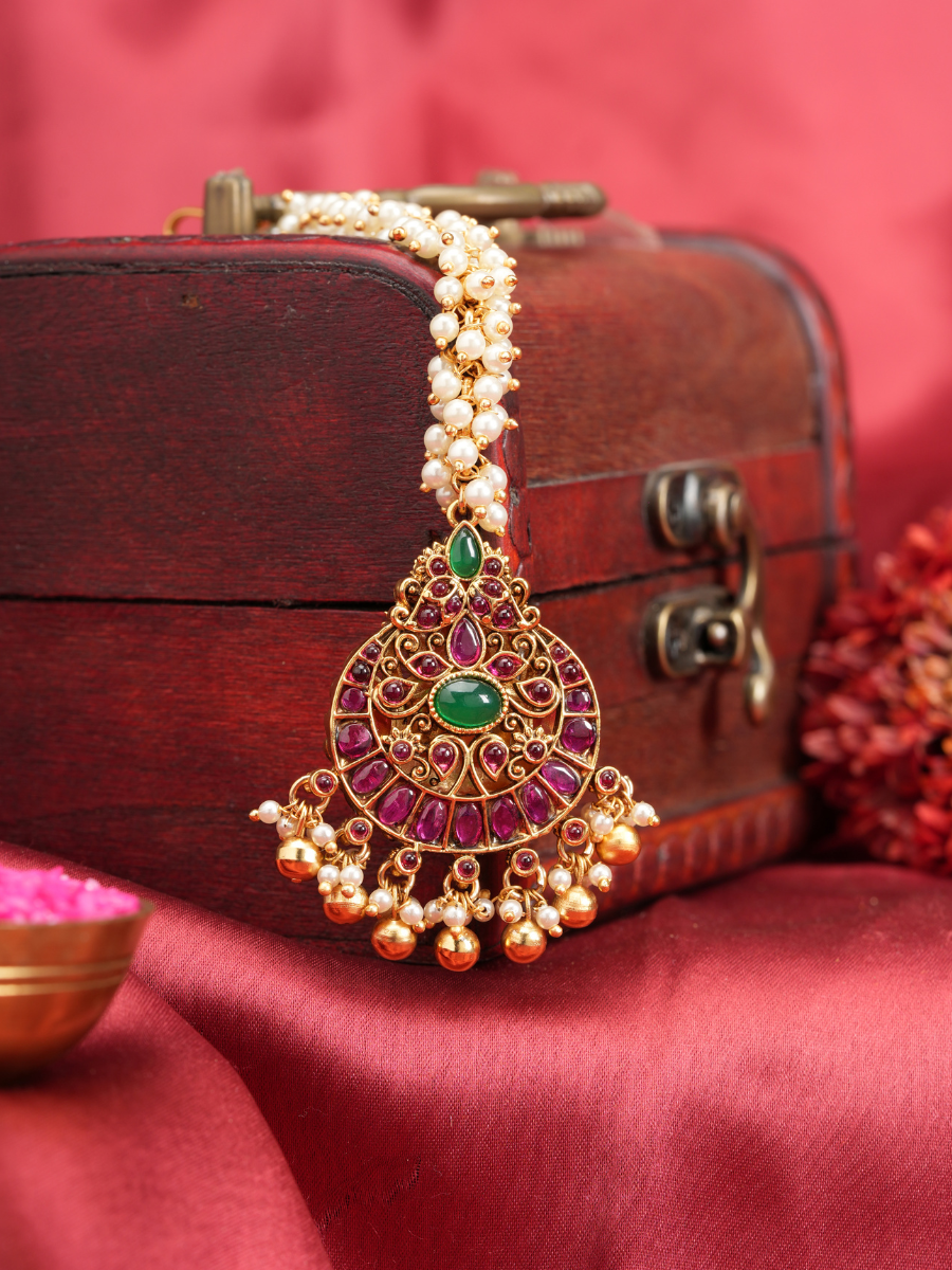 Shubhra Kirti – Jadau Maang Tikka