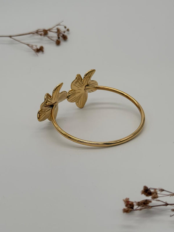 Bold Bloom – Anti Tarnish Cuff Bracelet