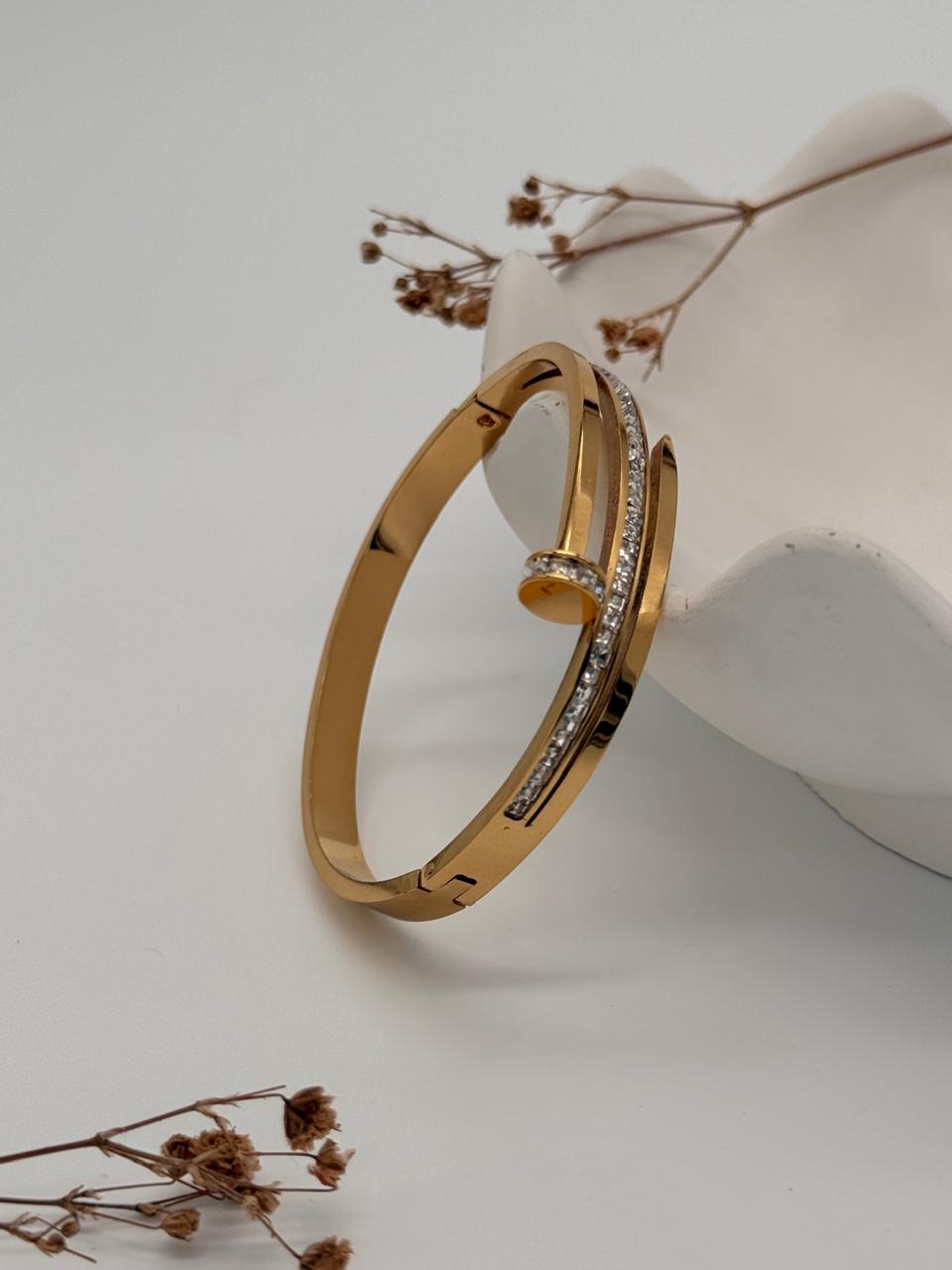 Bolt Gleam – Anti Tarnish Bracelet