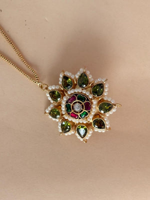 Gulnisa - Green Kashmiri Kaan Chain Earrings