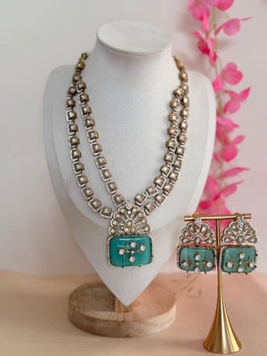 Royal Radiance – Mint Mist Mossonite Set