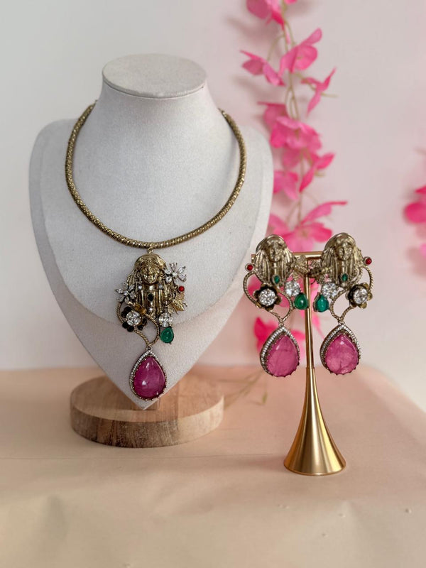 Nefertari Hasli Set