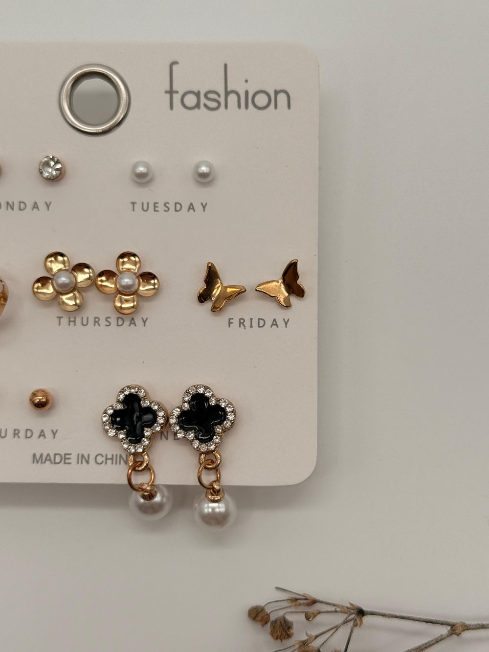 Her Hues – 7 Days Chic Earring Set