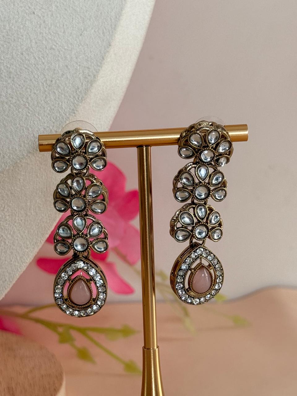 Regal Charm Kundan Set – Pastel Pink