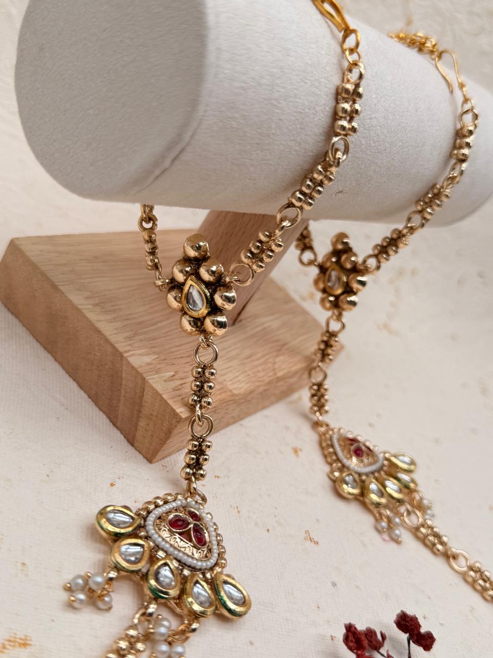 Zewar-e-Rajputana Kundan Replica Bridal Set