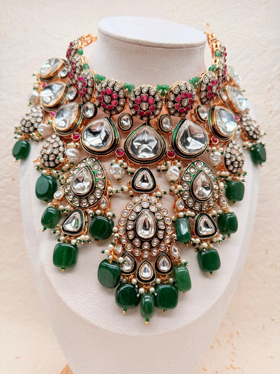 Rajrani Emerald – Kundan Bridal Set
