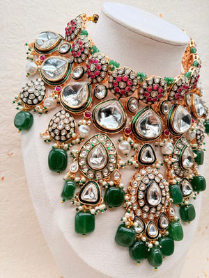Rajrani Emerald – Kundan Bridal Set