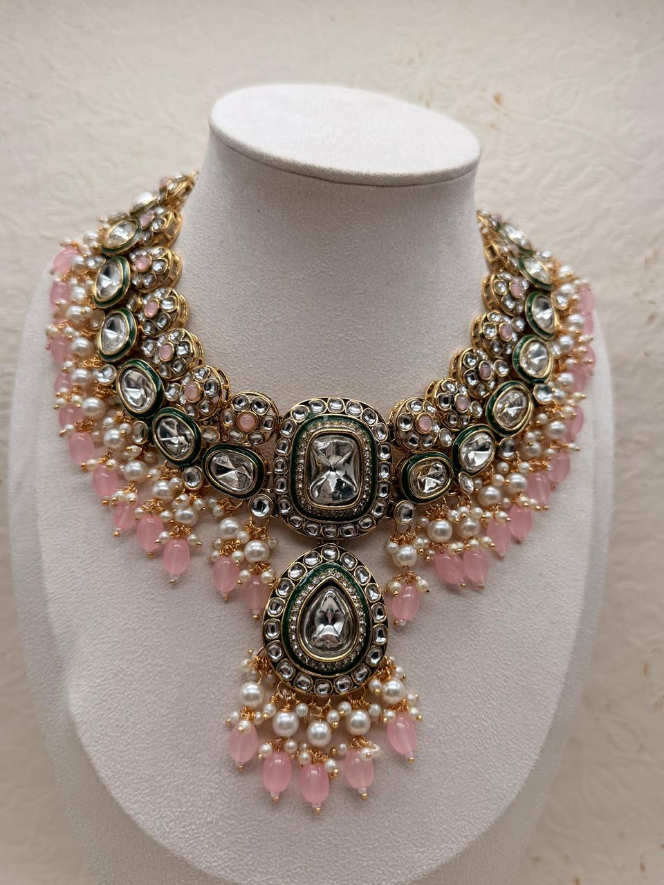 Gulnoor Rajwadi Kundan Replica Bridal Set