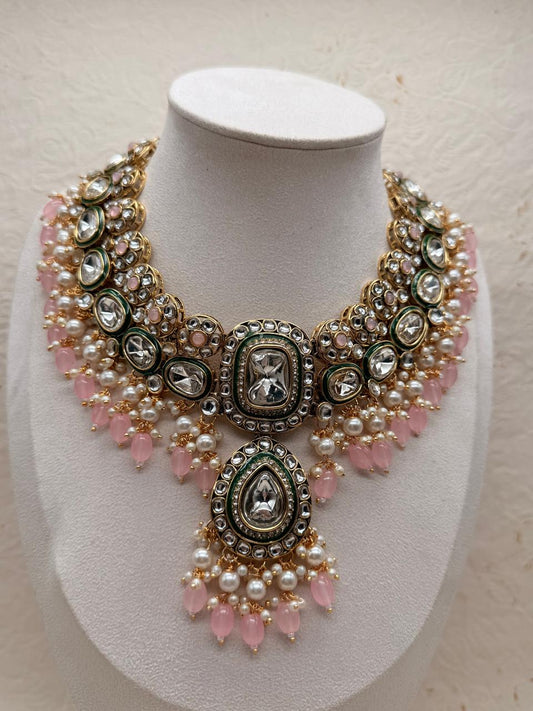 Gulnoor Rajwadi Kundan Replica Bridal Set
