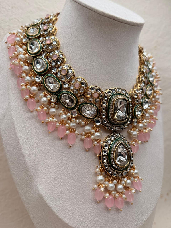 Gulnoor Rajwadi Kundan Bridal Set